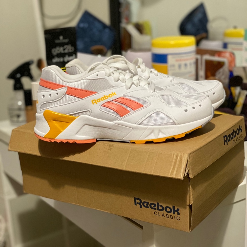 Reebok Aztrek Shoes Sz 8 Mens (10 women’s)